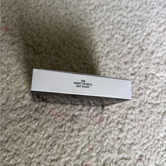 Marc Jacobs Pink Blush Compact Vibrant Buildable Finish - Picture 4 of 6